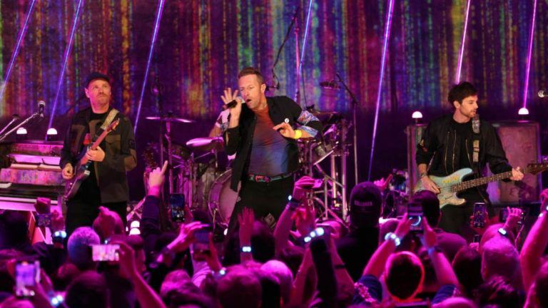 Coldplay regresa a Chile en 2022 con concierto en el Estadio Nacional